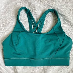 Lululemon green bra size 8